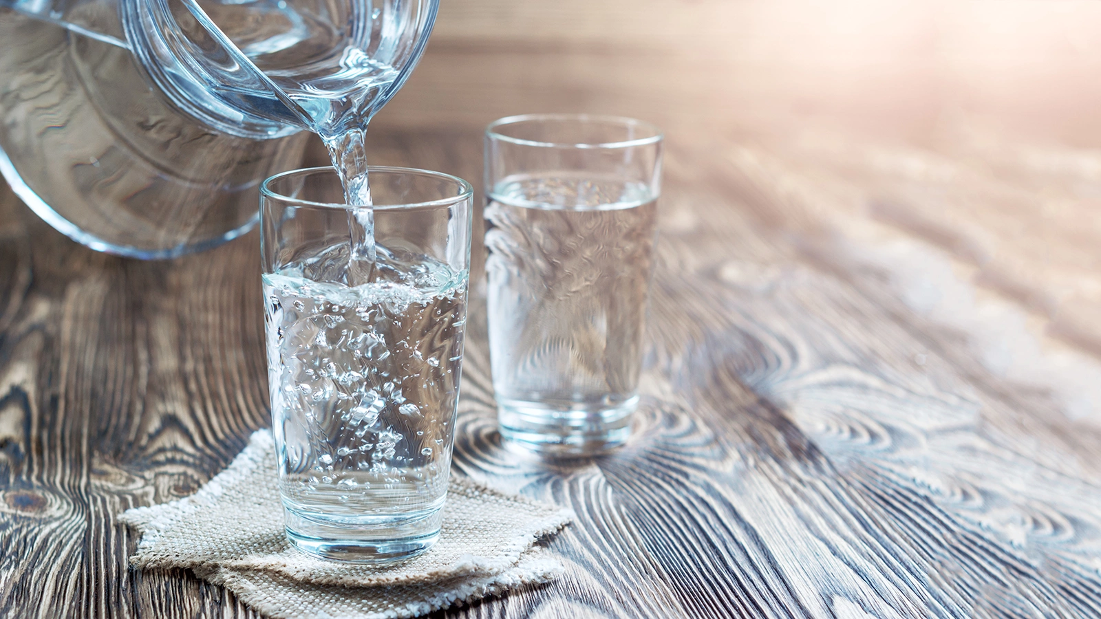 Скільки води потрібно пити на день
